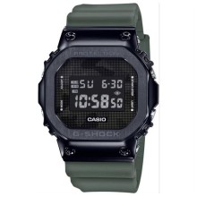 Casio GM-5600B-3DR Erkek Kol Saati