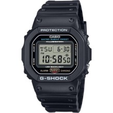 Casio DW-5600UE-1DR Erkek Kol Saati